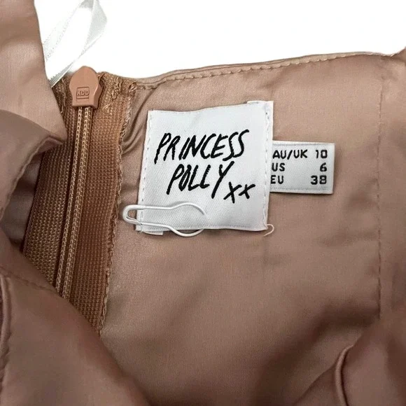 Princess Polly Nude Taupe New Bodysuit With Shirred Square Neckline Boning sz 6 - Picture 2 of 9